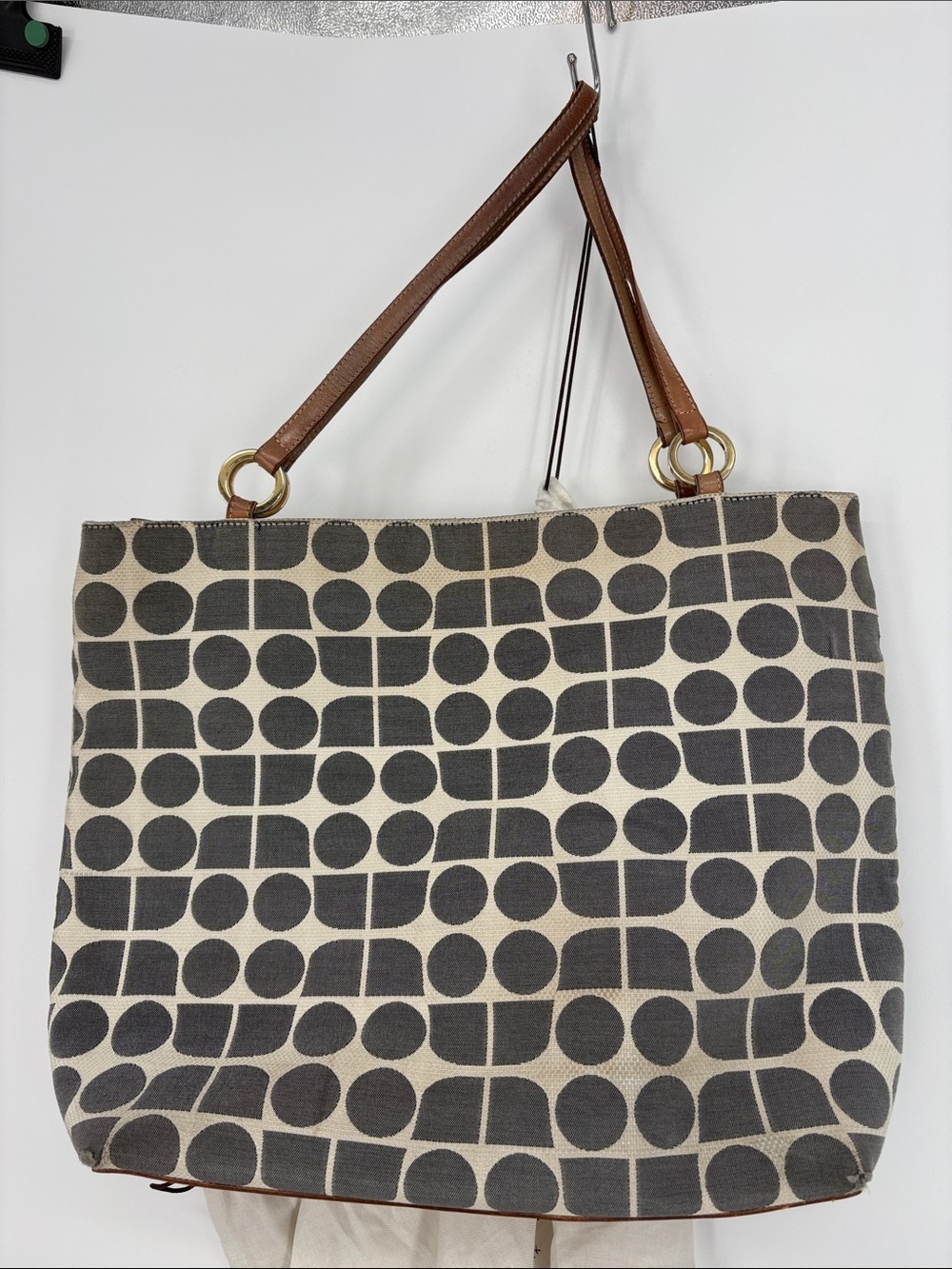 🗄️ kate spade Black & Cream Geometric Canvas Tote with Brown Leather Handles - Picture 6 of 11